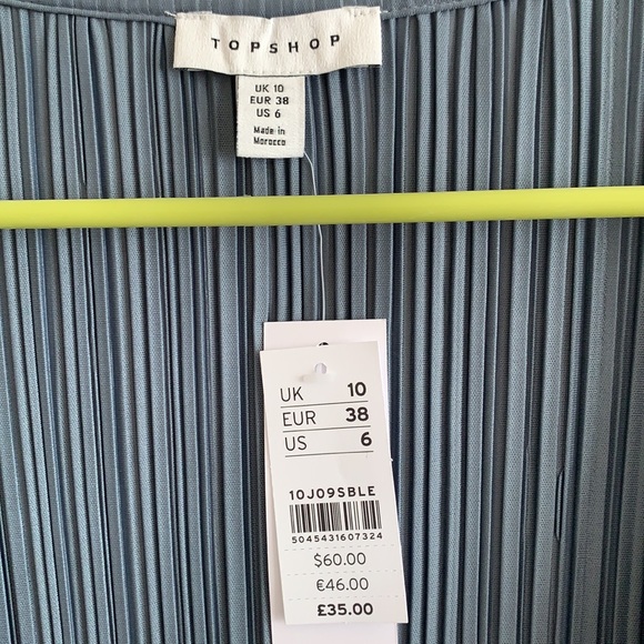 TOPSHOP V-NECK LONG SLEEVE WRAP MIDI DRESS - Picture 3 of 6